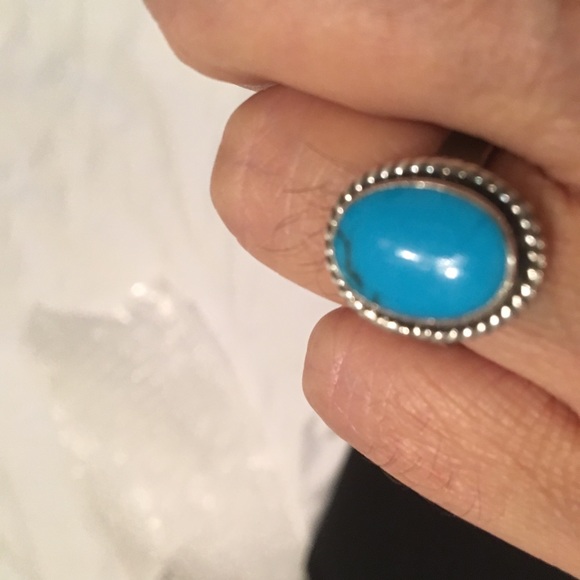 Ring - Picture 2 of 6